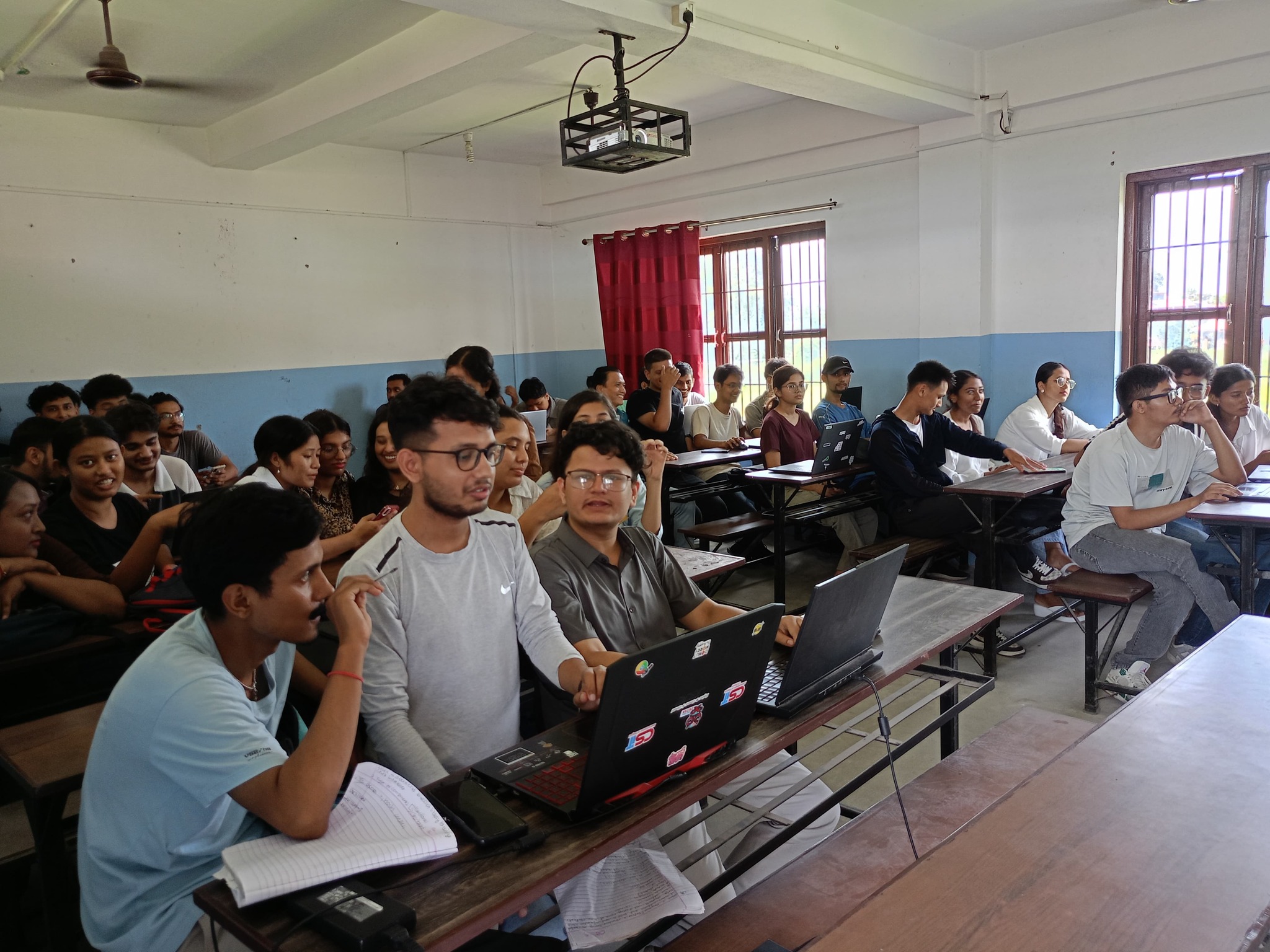 src /events/24/pic3.jpg